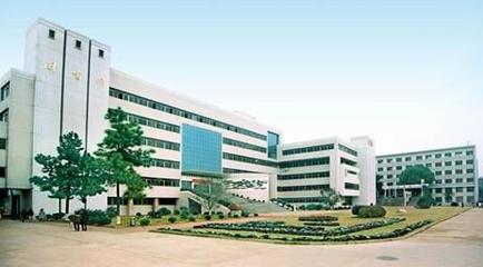 武汉工程职业技术学院探秘 是本科吗？师资、排名与计算机网络技术专业解析